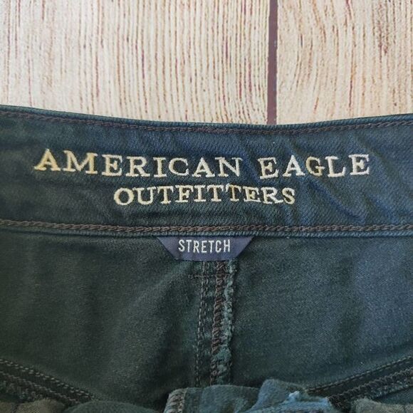 American Eagle distressed hi-rise festival denim shorts sz 2 - Picture 7 of 9